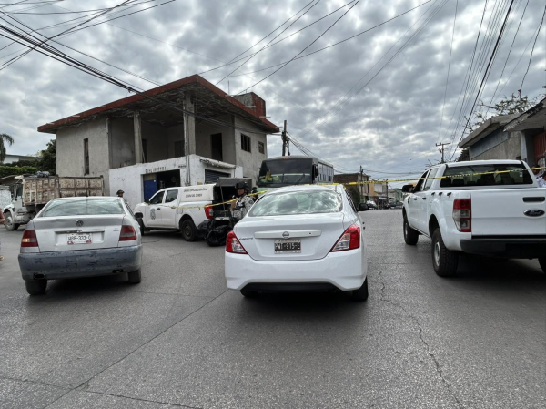 Fatal accidente en Emiliano Zapata: mujer muere al descender de transporte público