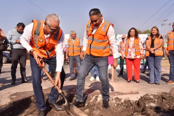 INICIA SANTOS TAVAREZ EL PROGRAMA "BACHE-ANDO" EN EL LIBRAMIENTO D.I.E.Z
