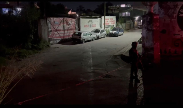 Asesinan a una mujer al oponerse a un asalto en Temixco.