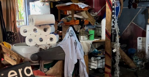 Se inundó la planta baja de su vivienda en el Porvenir