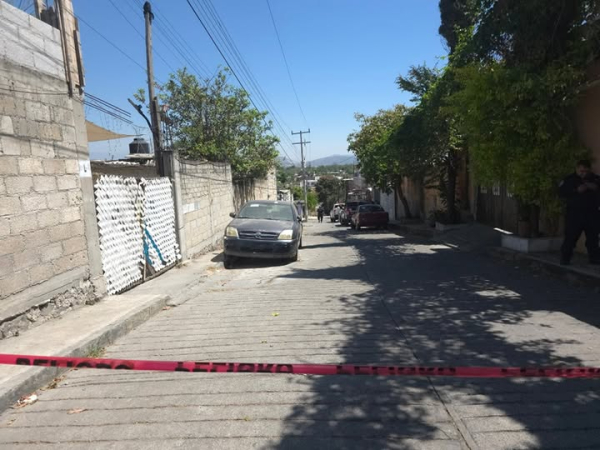 Dejan cadáver con huellas de violencia en una barranca de Temixco