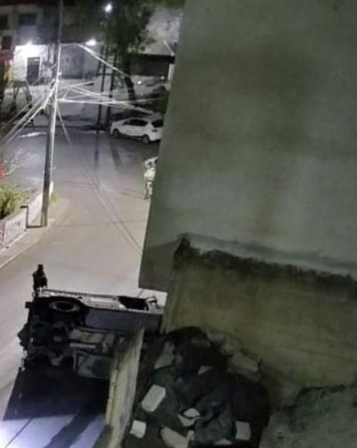 Vuelca un vehículo de Sedena en la Lagunilla